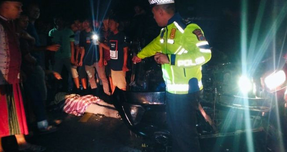 Laka lantas di Desa Perkebunan Hapesong, Kecamatan Batangtoru, Kabupaten Tapanuli Selatan.
