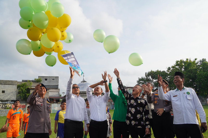 Wali Kota Tanjungbalai, Mahyaruddin Salim secara resmi membuka kegiatan Turnamen Sepak Bola Mini Milenial 2025 tingkat Kota Tanjungbalai.
