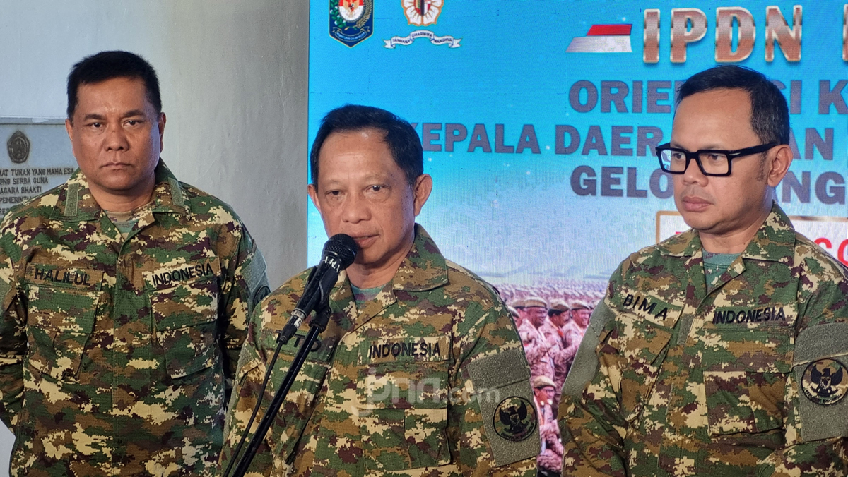 Mendagri Tito Karnavian didampingi Wamendagri Bima Arya Sugiarto.