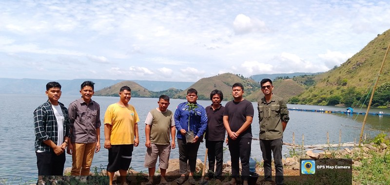 GMKI Komisariat Fakultas Hukum Universitas Sumatera Utara dan Green Future Foundation melaksanakan penghijauan di Desa Bage, Nagori Ujung Saribu, Pamatang Silimahuta, Simalungun.
