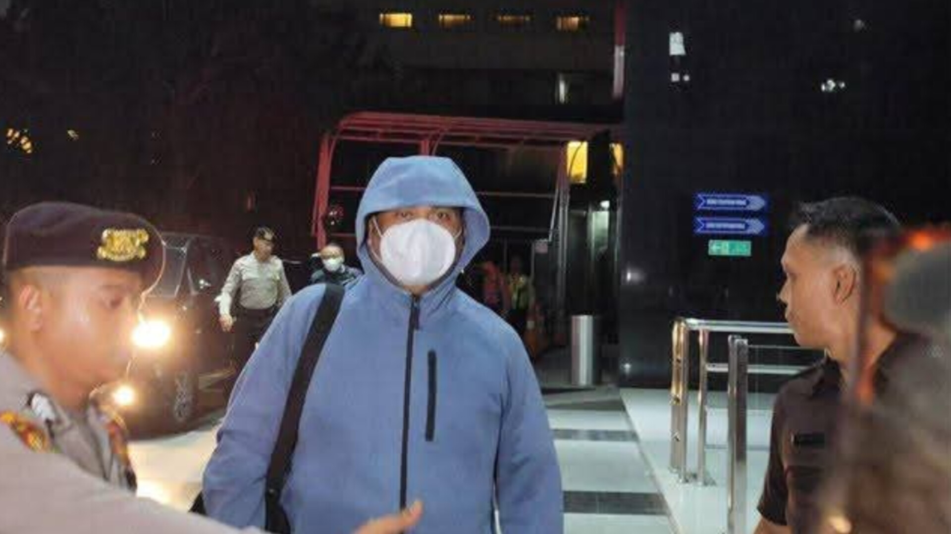 Tersangka OTT KPK kasus dugaan korupai, diduga Topan Ginting.