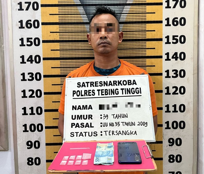 Warga Kelurahan Bandar Sakti Tebingtinggi yang ditangkap Sat Resnarkoba Polres Tebingtinggi.