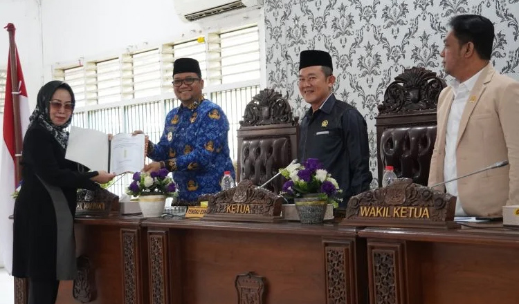 DPRD Kota Tanjungbalai menyetujui tiga Ranperda menjadi Perda.