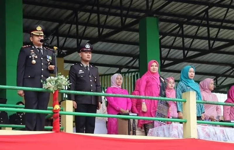 Kapolres AKBP Dr Wira Prayatna Pimpin upacara peringatan HUT Bhayangkara ke-79 di Kota Padangsidimpuan.
