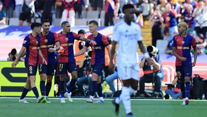 Barcelona wajib memangkas beban gaji tim sebesar 30 juta euro agar bisa memenuhi regulasi LaLiga.