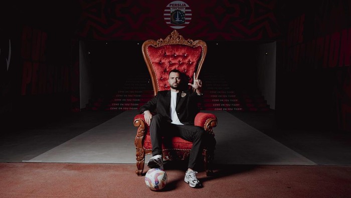 Jordi Amat.