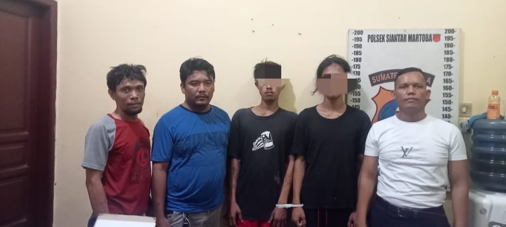 Dua pelaku pembobol rumah di Tanjung Pinggir diamankan polisi.