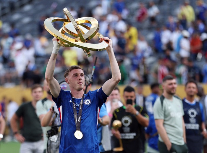 Cole Palmer sukses membawa Chelsea menjuarai dua turnamen bergengsi.