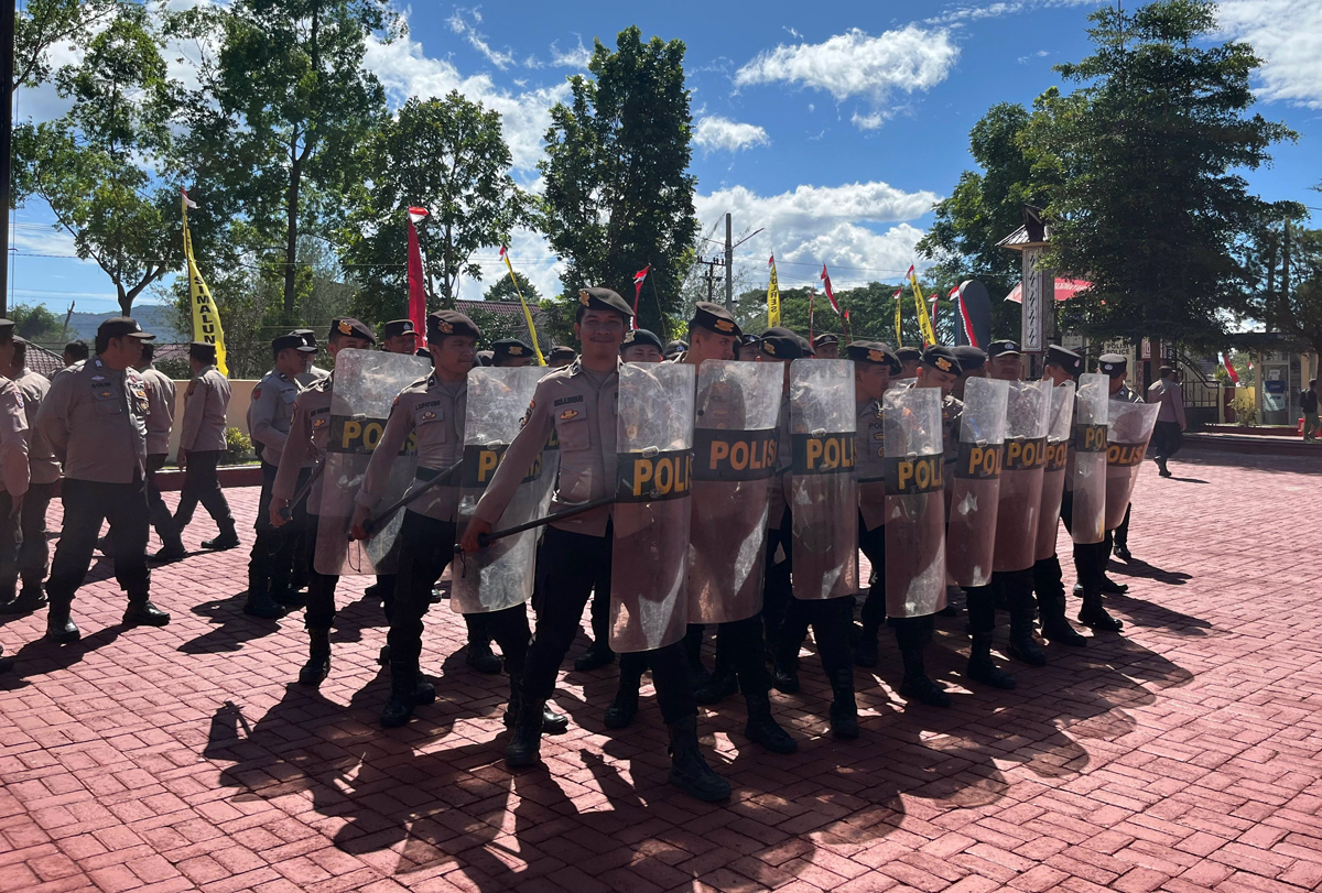 Personel Sat Samapta dan polsek jajaran Polres Simalungun mengikuti latihan dalmas.