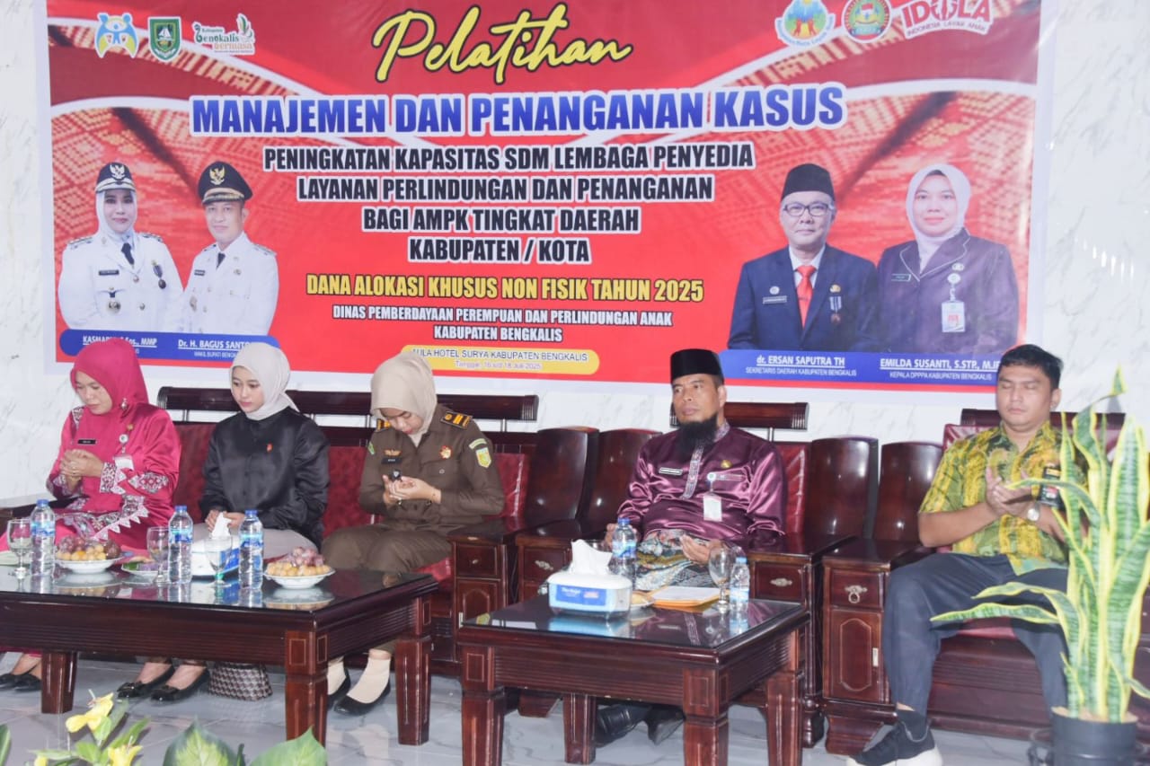 Pelatihan Manajemen dan Penanganan Kasus Kekerasan di Hotel Surya Bengkalis, Jumat (18/7/2025).