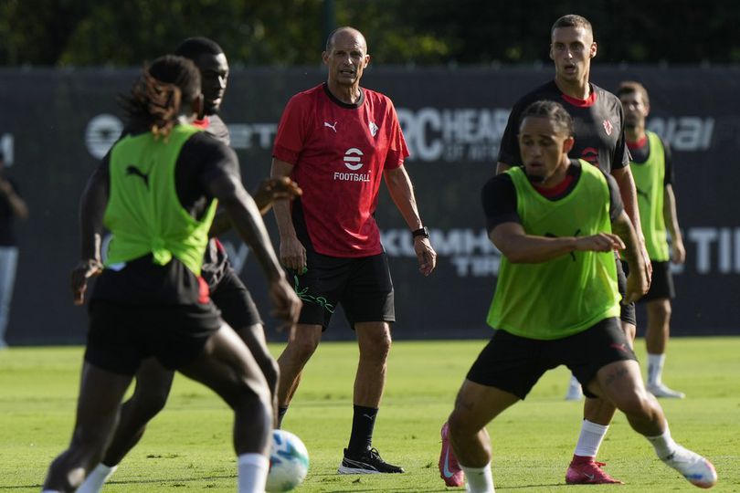AC Milan tetap dijagokan bersaing untuk Scudetto musim 2025/2026.