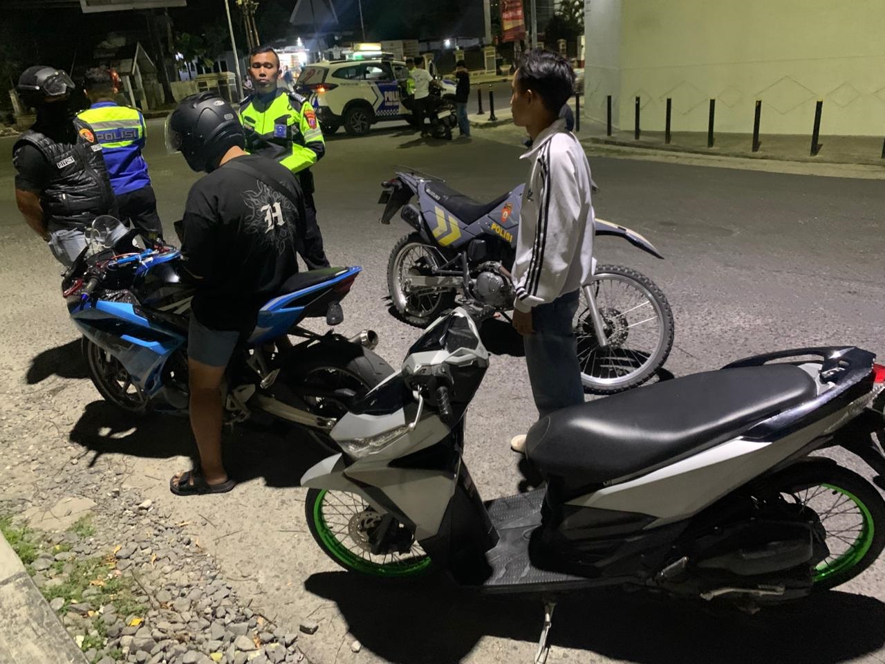 Sepeda motor yang terjaring razia.