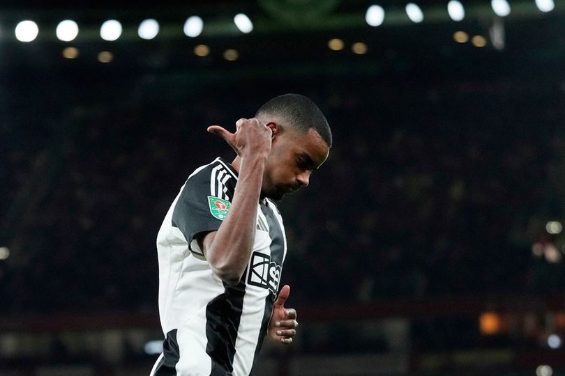 Newcastle United kini mempertimbangkan langkah ekstrem: menjual Alexander Isak.