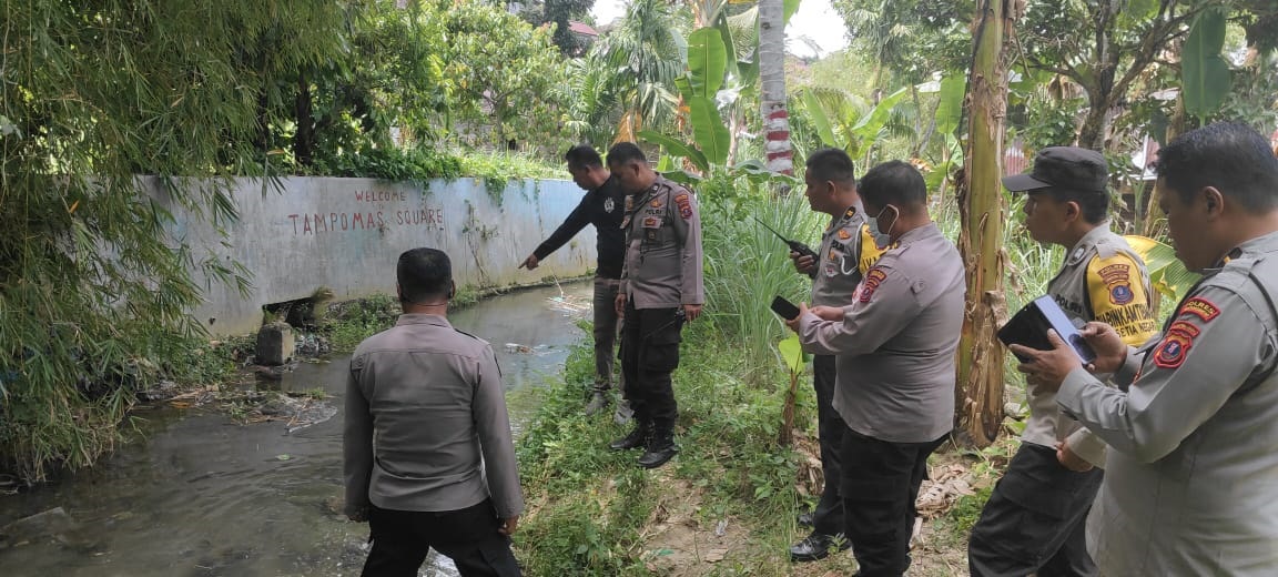 Sungai tempat Benny Manurung terjatuh dan tewas.
