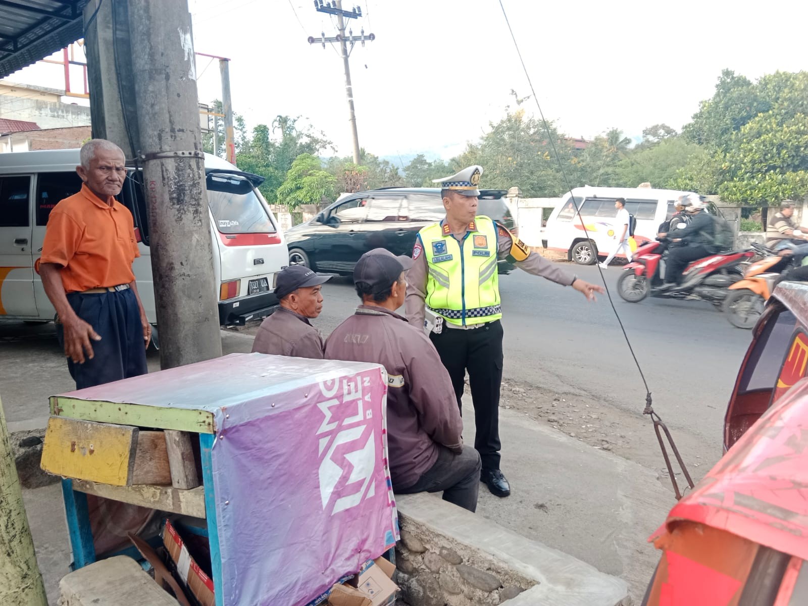 Polres Padangsidimpuan gencarkan Ops Patuh Toba  2025 libatkan Satgas Preventif patroli dan sosialisasi kepada masyarakat.