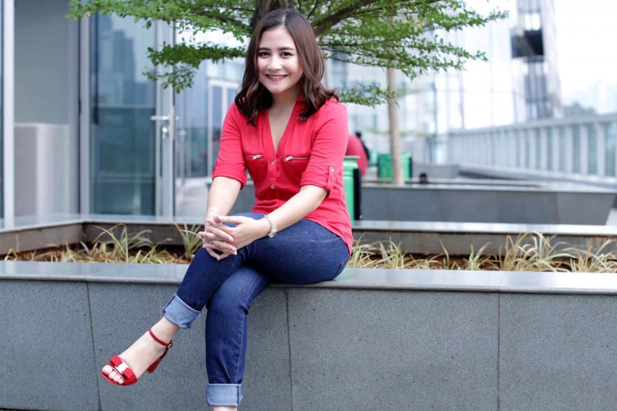 Prilly Latuconsina