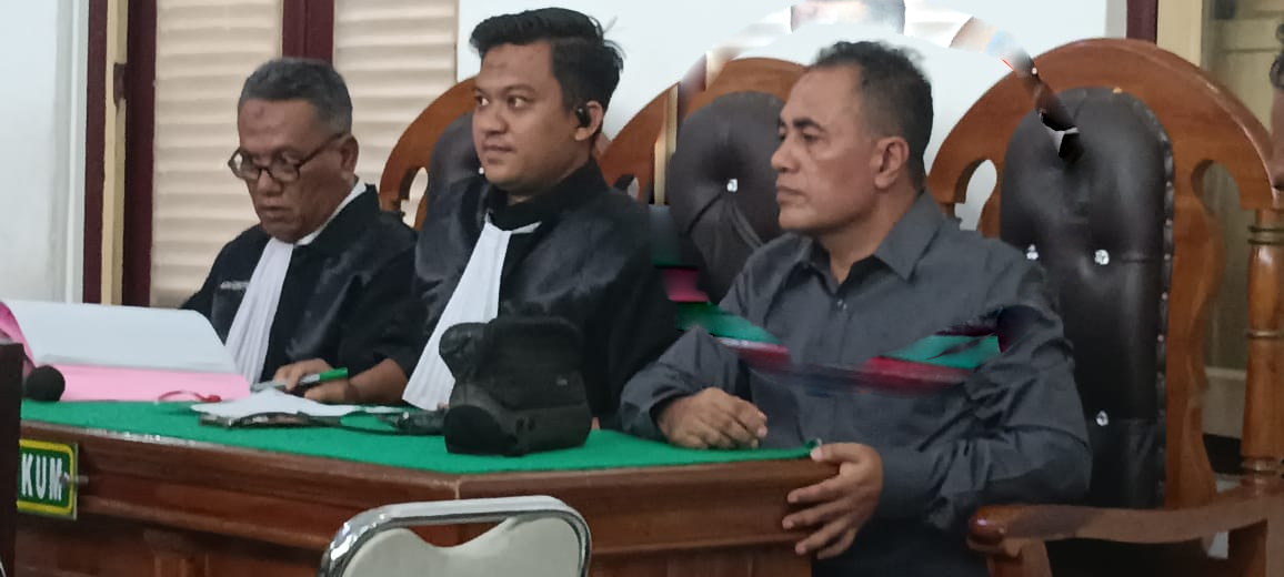 Mantan Kadis PMD Padangsidimpuan, Ismail Fahmi Siregar, saat sidang.