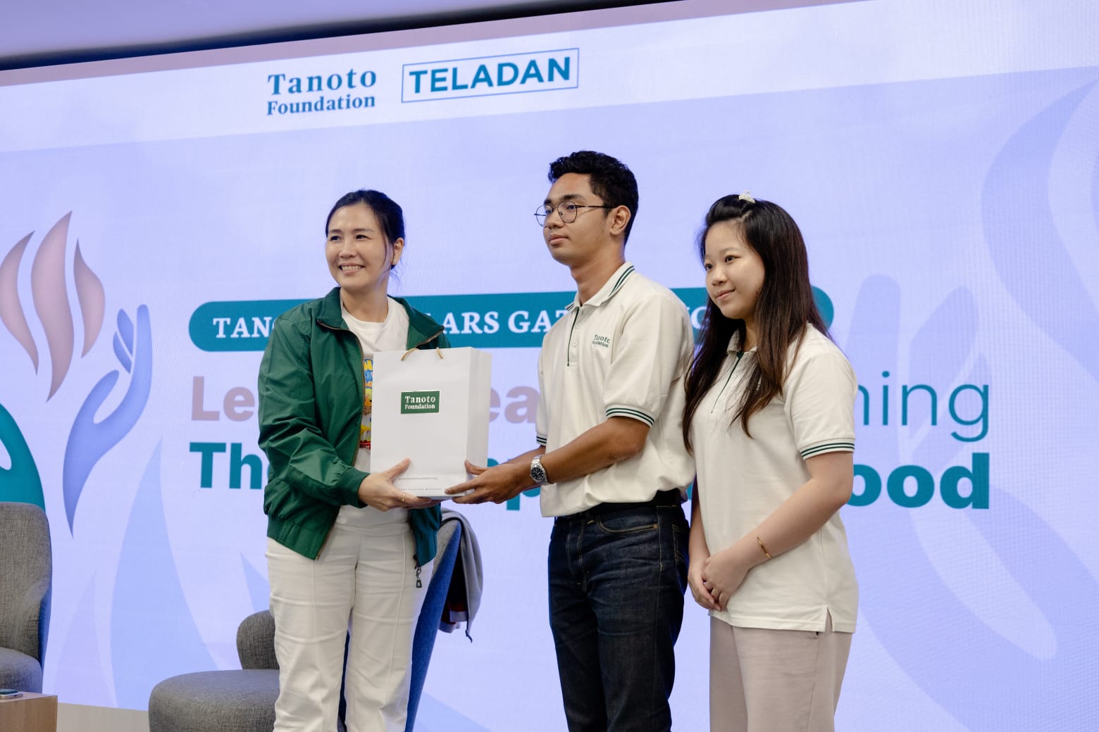 Wakil Menteri Pemberdayaan Perempuan dan Perlindungan Anak, Veronica Tan saat mengisi salah satu sesi di acara Tanoto Scholars Gathering 2025.