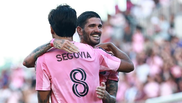 Inter Miami menang dramatis atas Necaxa lewat adu penalti 5-4 setelah bermain imbang 2-2 di waktu normal.