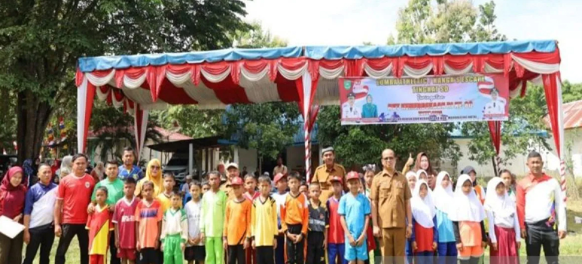 Lomba Atheletic/Kanga&rsquo;s Escape tingkat SD di Lapangan Kantor Bupati Lama, Panyabungan.