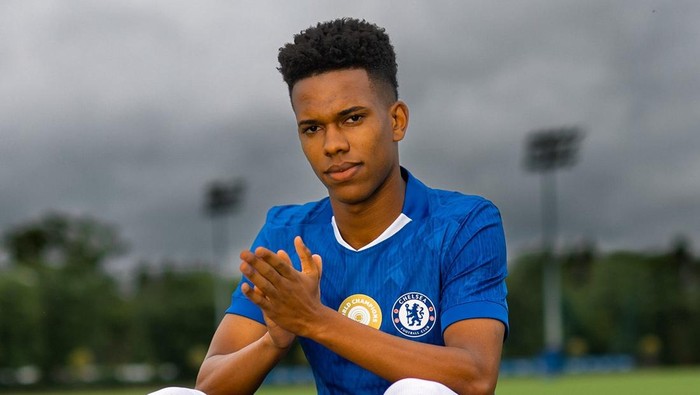 Estevao Willian.
