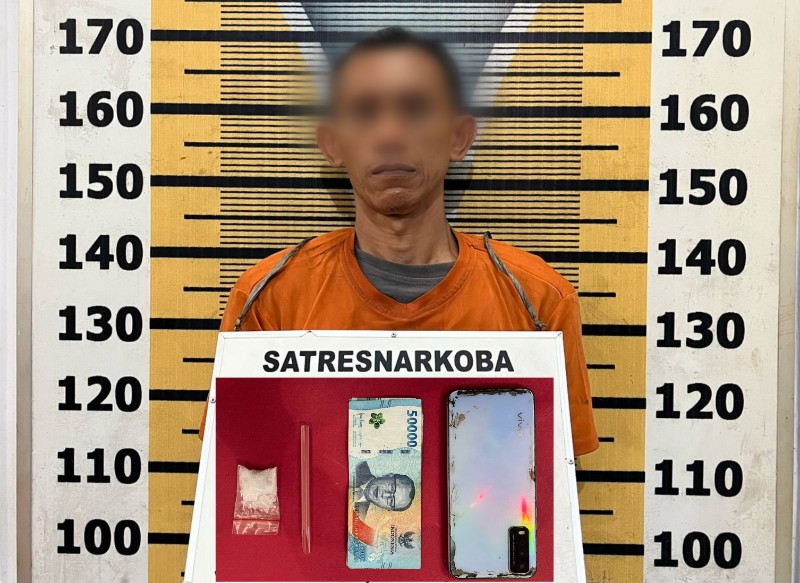 Pria berinisial AP alias Gopul, yang ditangkap Sat Resnarkoba di Desa Naga Kesiangan, Sergai.