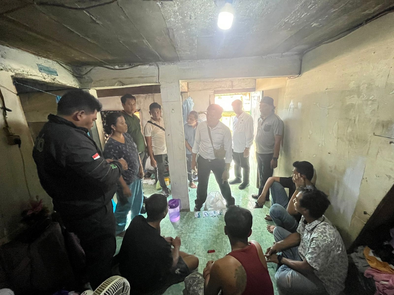 Penggerebekan sarang narkoba di Kecamatan Siantar Utara, Kota Pematangsiantar.