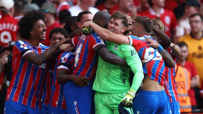 Dean Henderson jadi salah satu kunci sukses Crystal Palace.