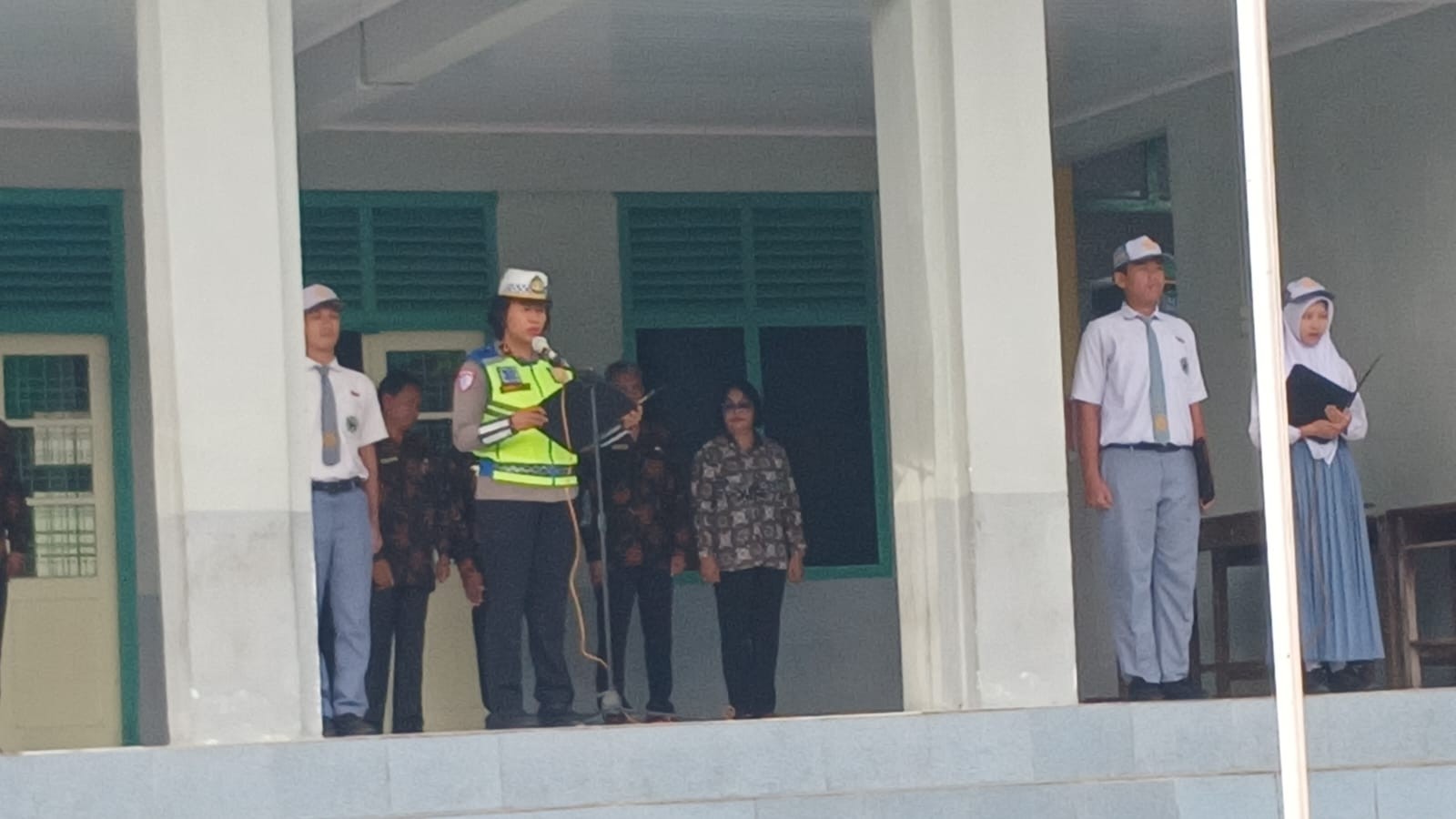 Polres Pematangsiantar Goes to Scholl di YP Taman Siswa.