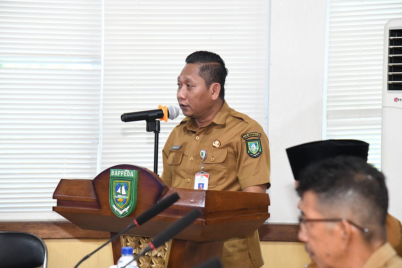 Kadinkes Bengkalis, Ermanto, mengajak seluruh masyarakat untuk aktif menyukseskan Bulan Penimbangan Serentak Agustus 2025 demi percepatan penurunan stunting.
