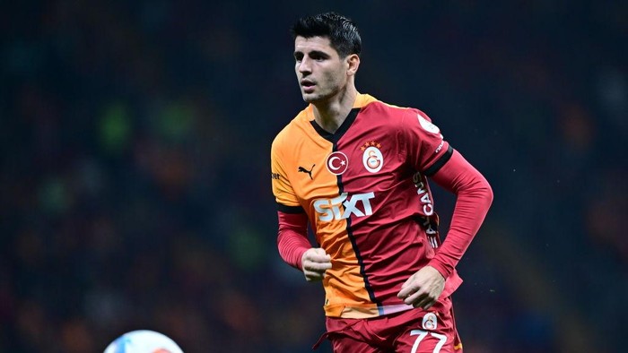 Penyerang Spanyol Alvaro Morata resmi bergabung dengan klub Serie A, Como 1907, Rabu (13/8/2025) dini hari WIB.