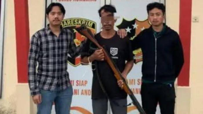 Tersangka LH, yang salah menembak teman sendiri.