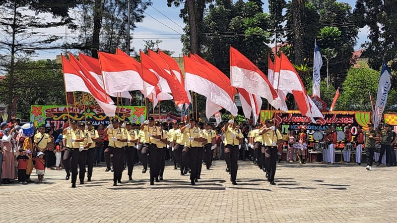 Petugas Kemanan dan 75 orang peserta Marching Band untuk menyemarakkan Karnaval Gempita Kemerdekaan Semarak Dirgahayu ke-80 Kemerdekaan Republik Indonesia.