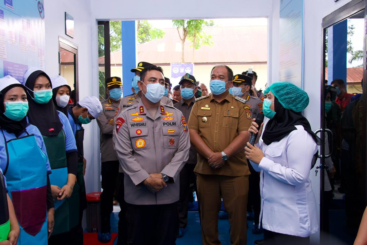 Kapolda Sumut Irjen Pol Whisnu Hermawan dan Bupati Asahan Taufik Zainal Abidin meresmikan Grand Launching SPPG Polres Asahan, Senin (25/8/2025).