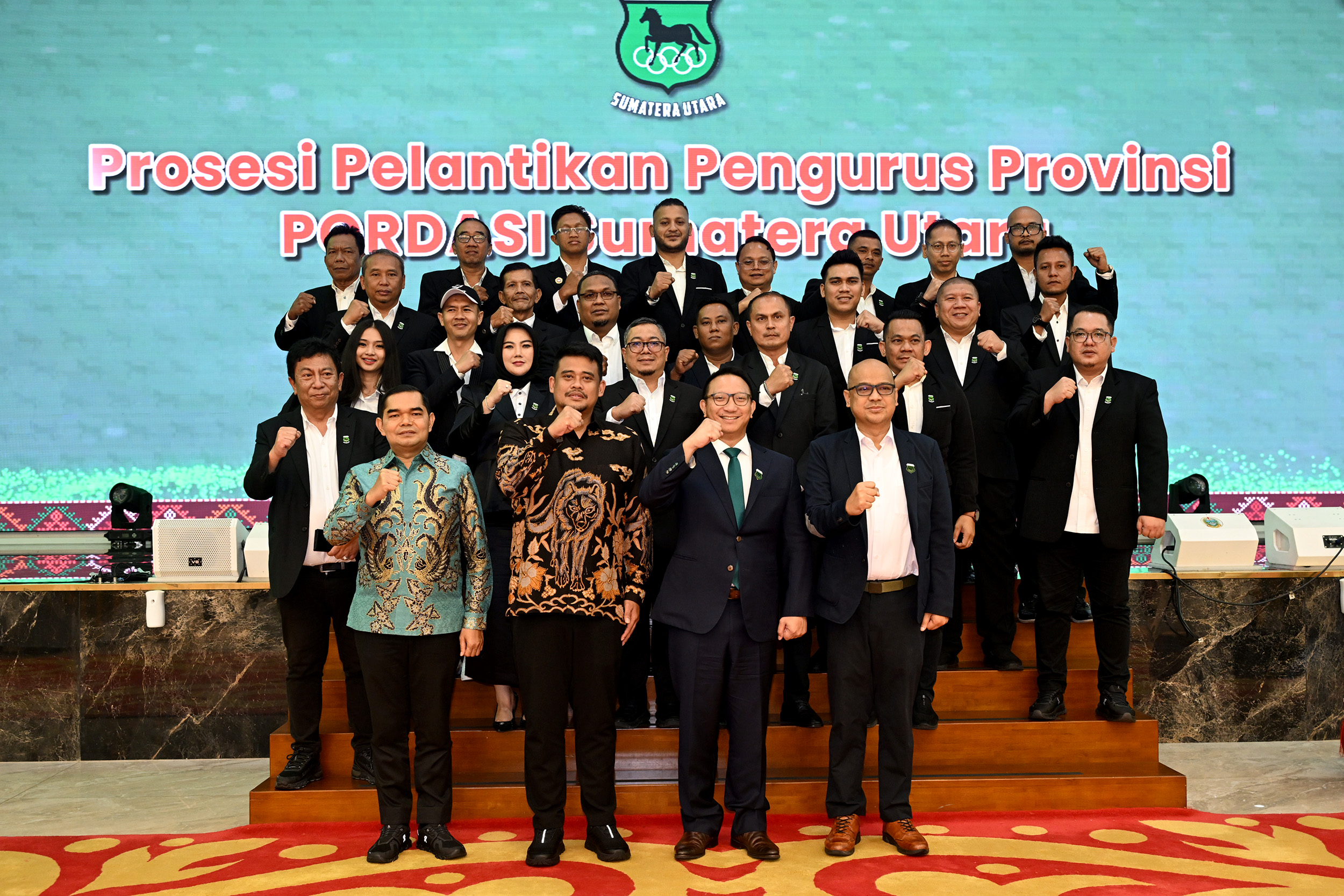 Gubernur Sumut, Bobby Nasution, menghadiri pelantikan PORDASI Sumut di Aula Raja Inal Siregar, Medan. Ketua Umum PP PORDASI Aryo Djojohadikusumo melantik Yuriandi Siregar sebagai Ketua Pengprov Sumut.