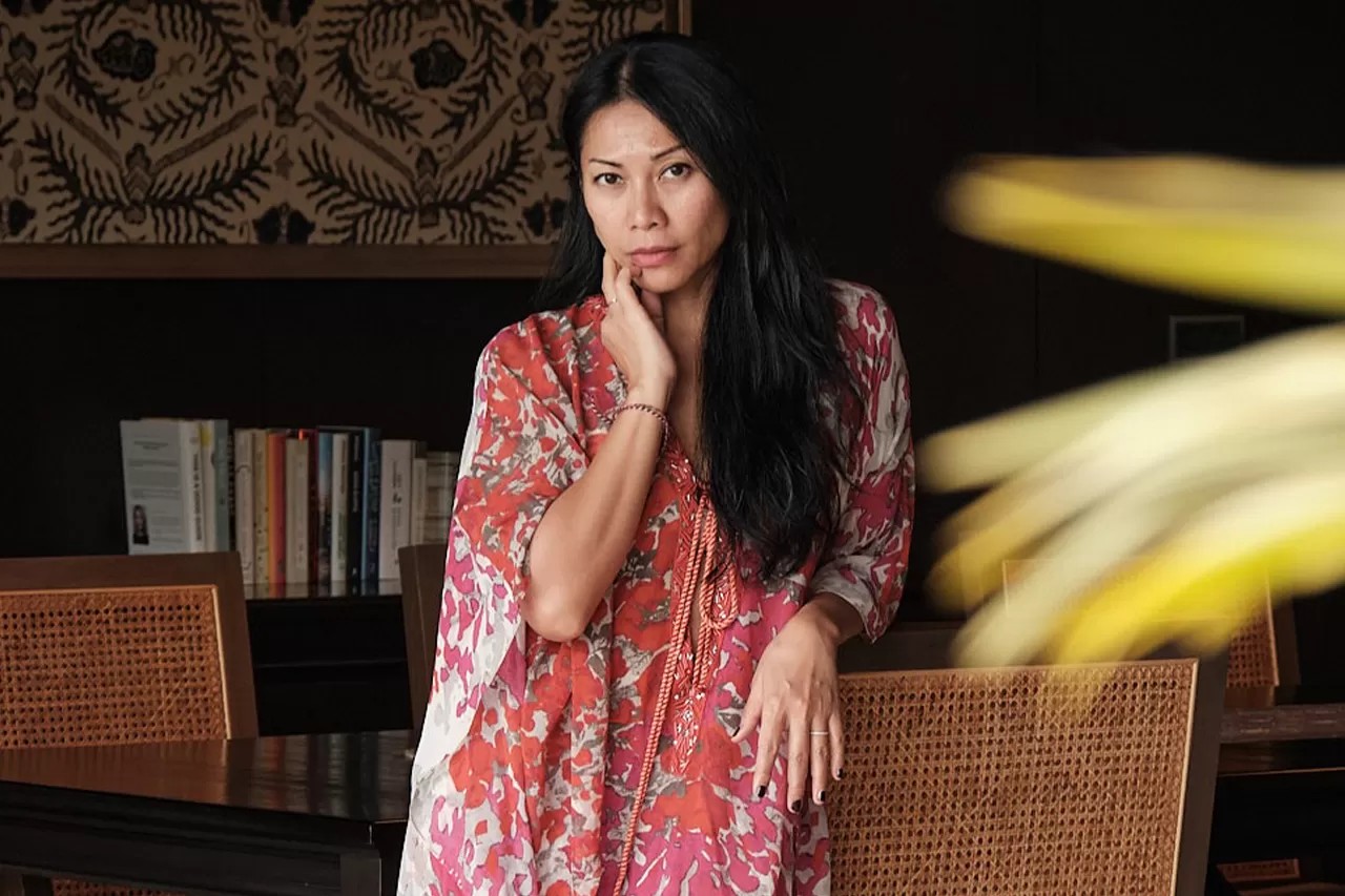 Penyanyi internasional Anggun C Sasmi mengunggah doa dan empati untuk Indonesia yang tengah dilanda gejolak politik.