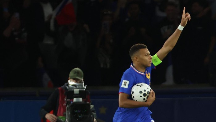 Mbappe.