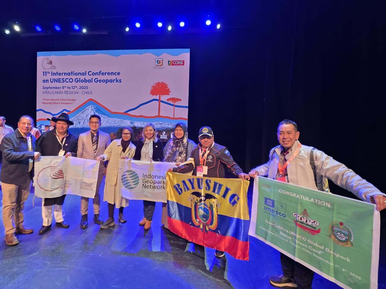 Dr Azizul Kholis, Dosen FE Unimed, saat menghadiri sidang UNESCO Global Geopark Network di Chile yang menetapkan Toba Caldera meraih Green Card
