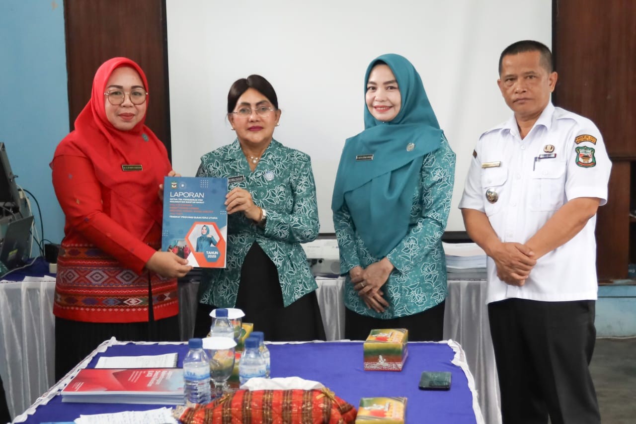Monitoring pelaksanaan IVA Test di Kecamatan Siantar Barat oleh TP PKK Provinsi Sumut.
