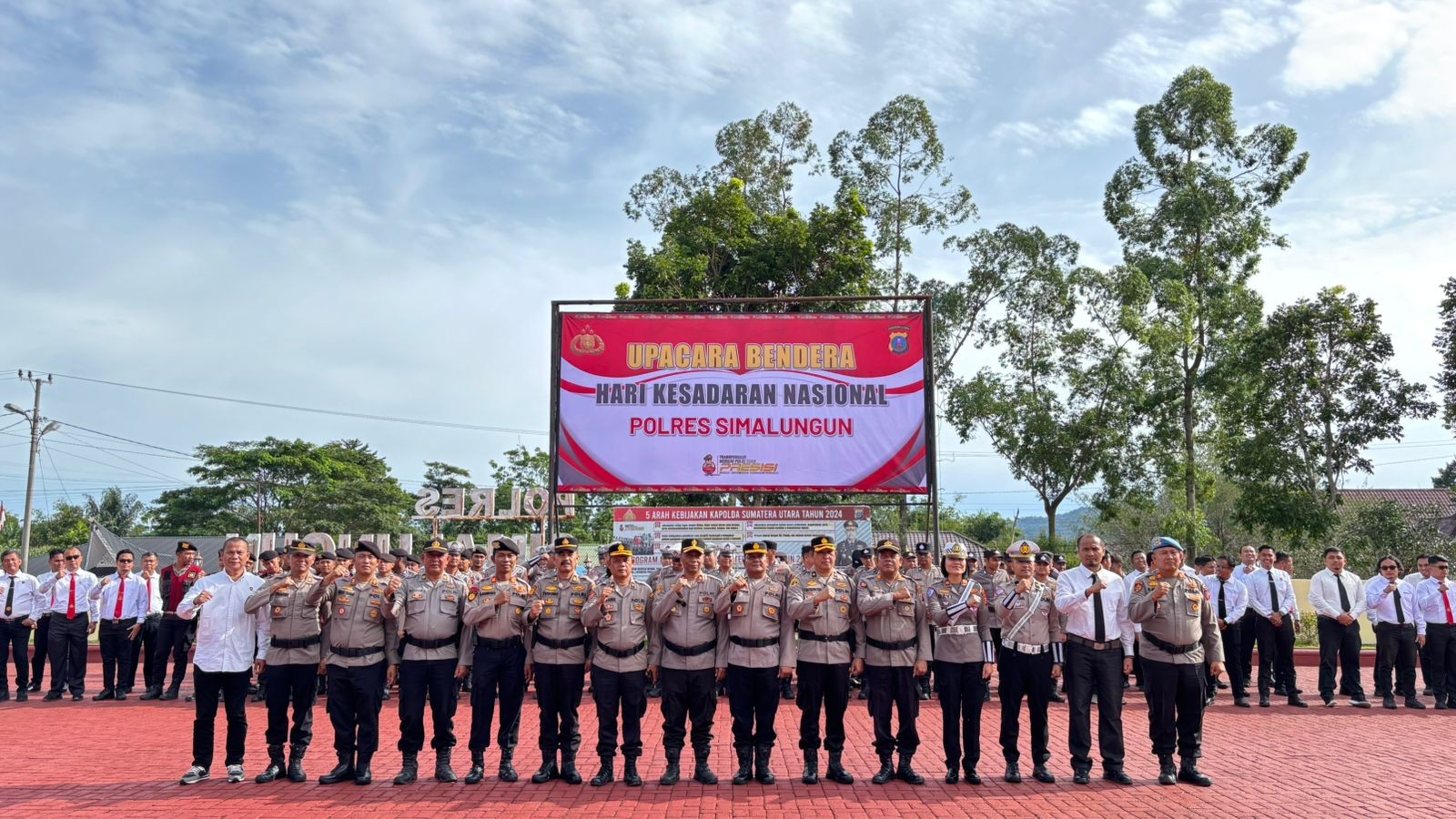 Upacara Hari Kesadaran Nasional di Polres Simalungun menegaskan ancaman PTDH bagi personel yang terlibat narkoba.