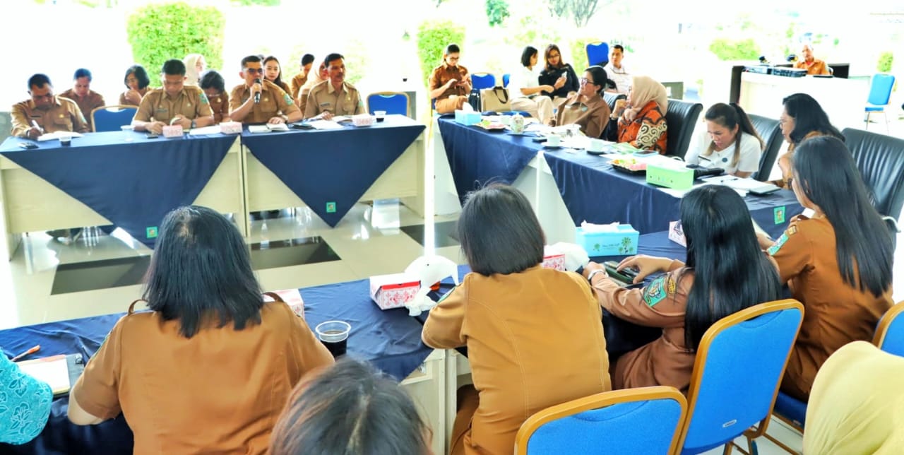 Rakor PKK Simalungun sebagai bentuk dukungan terhadap pelaksanaan World Clean Up Day 2025, Selasa (16/9/2025) di Pendopo Rumah Dinas Bupati.