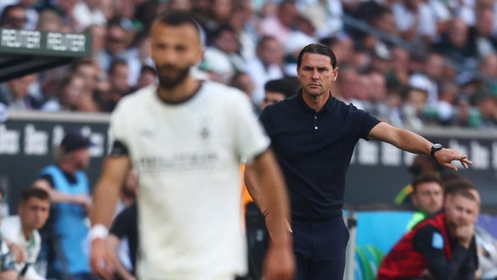 Gerardo Seoane resmi dipecat Borussia Moenchengladbach setelah timnya dibantai Werder Bremen 0-4 di Bundesliga 2025.
