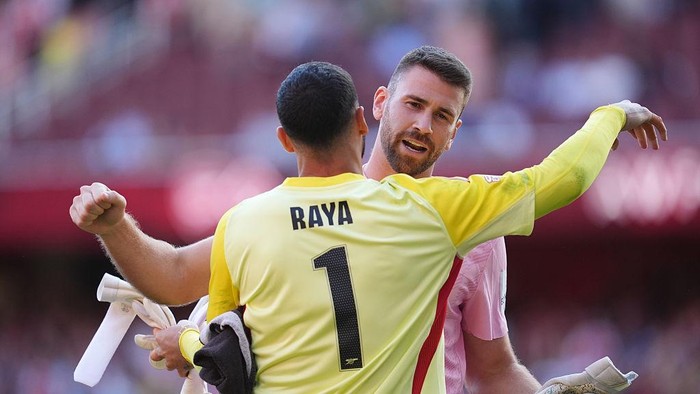 Unai Simon (Athletic Bilbao) dan David Raya (Arsenal) akan beradu refleks di San Mames, duel kiper terbaik Spanyol di Liga Champions.