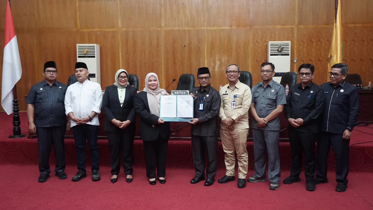DPRD Kota Padangsidimpuan menggelar Rapat Paripurna pengesahan Perubahan KUA-PPAS Tahun Anggaran 2025, Jumat (19/9/2025).