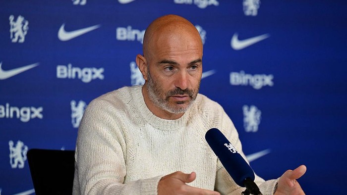 Manajer Chelsea Enzo Maresca waspadai potensi kejutan saat menghadapi Lincoln City di babak ketiga Carabao Cup.