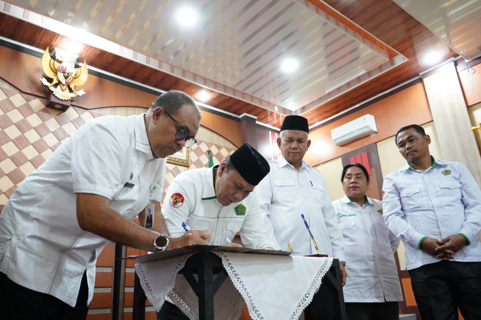 Kemenag Sumut dan Dinas Kesehatan Sumut menandatangani MoU peningkatan layanan kesehatan bagi siswa madrasah, pesantren, dan lembaga pendidikan agama.