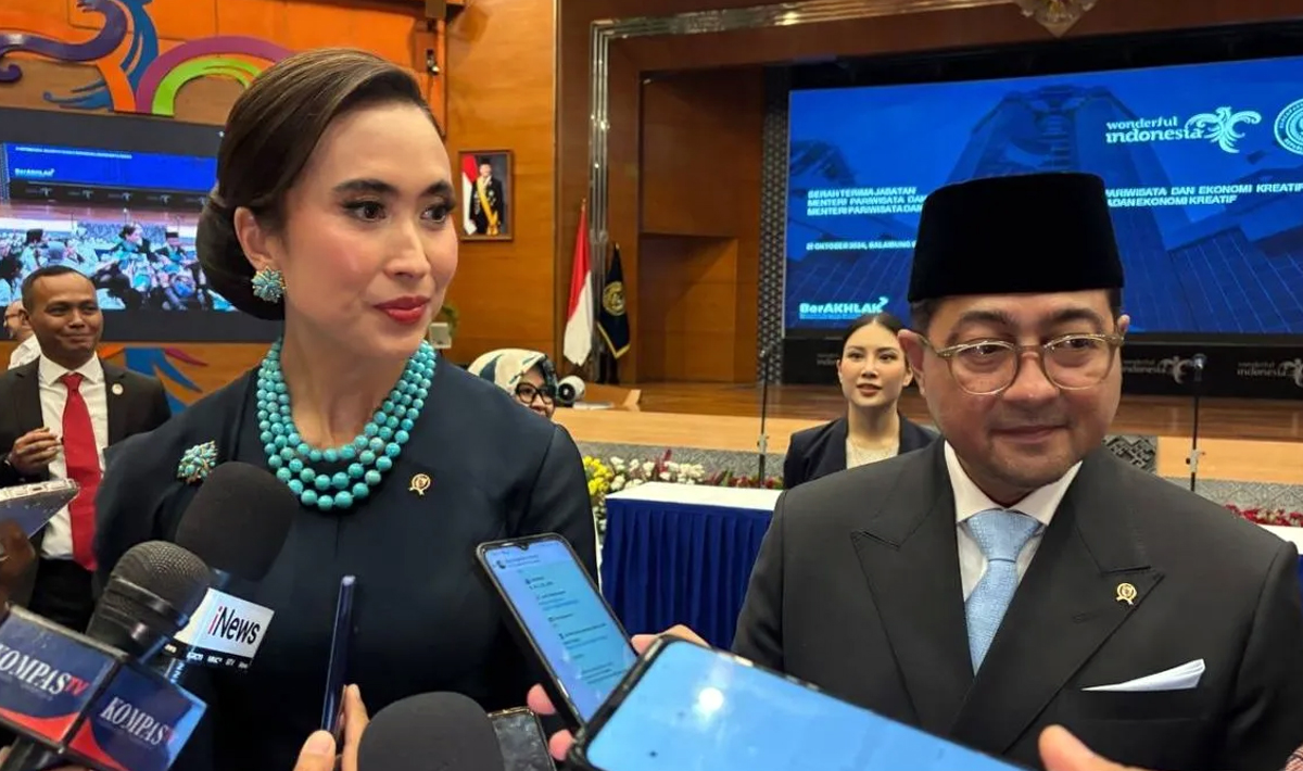 Menteri Pariwisata Widiyanti Putri Wardhana buka suara soal kabar heboh mandi pakai air galon saat kunjungan kerja.