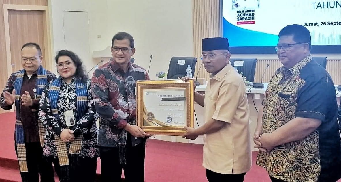 Bupati Simalungun Anton Achmad Saragih meresmikan pencapaian Universal Health Coverage (UHC) Kabupaten Simalungun.