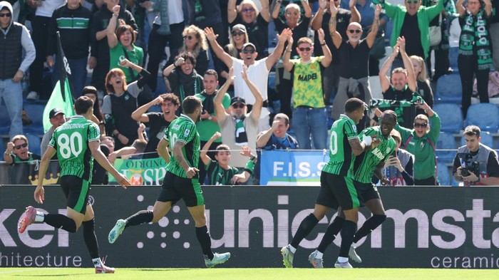 Kapten Timnas Indonesia, Jay Idzes, bermain penuh saat Sassuolo menang 3-1 atas Udinese di Stadion Mapei, Minggu (28/9/2025) malam WIB.