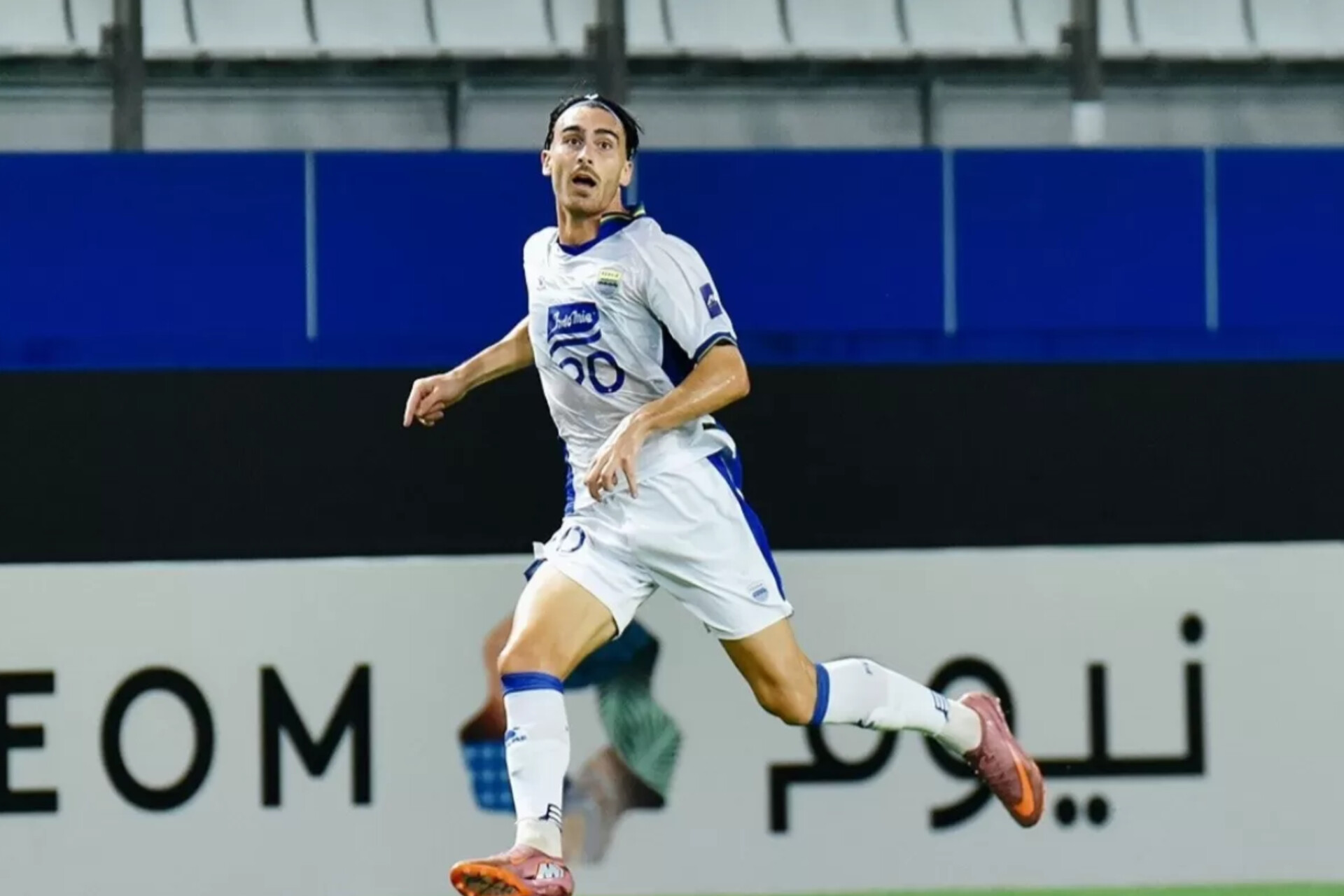 Andrew Jung merayakan gol pembuka Persib Bandung ke gawang Bangkok United pada laga ACL 2 di BG Stadium, Rabu (1/10/2025).